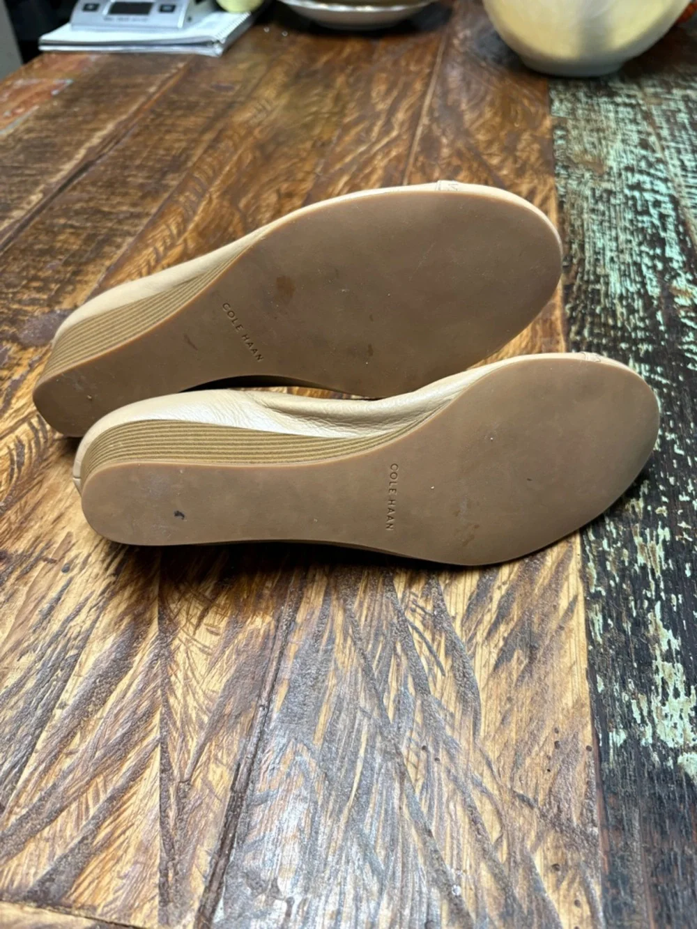 Cole Haan Elsie Nude/Tan Cap Toe Leather Wedge Slip On Wedge Heels Size 9.5